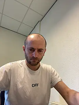 Majestik1 online show from 04/19/26, 12:48