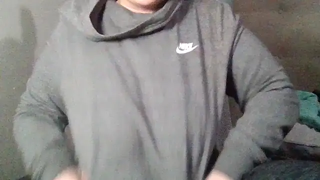 bellakay19 online show from 01/31/26, 09:57