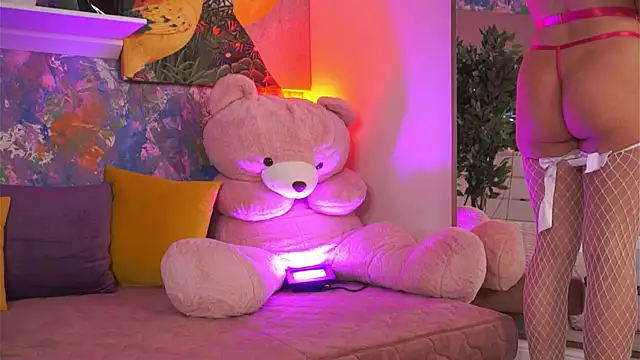 Ava Solis online show from 04/22/26, 09:38