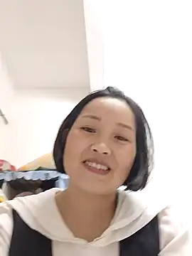   BingBing   online show from 02/18/26, 03:30