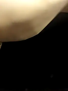 Xiaoyue001 online show from 02/03/26, 12:21