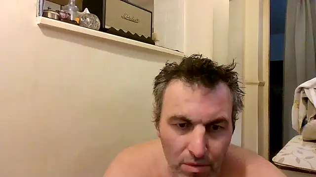 Snapshot of Hakfin666 chatting on 05/08/26, 05:02 Hakfin666 online show from 05/08/26, 05:02