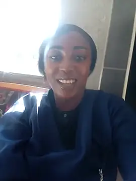 Snapshot of CocoButterxox chatting on 06/12/26, 11:53 CocoButterxox online show from 06/12/26, 11:53