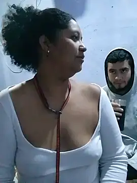 Isabel and Heckler online show from 01/16/26, 09:46