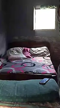 Isabel and Heckler online show from 02/18/26, 02:57