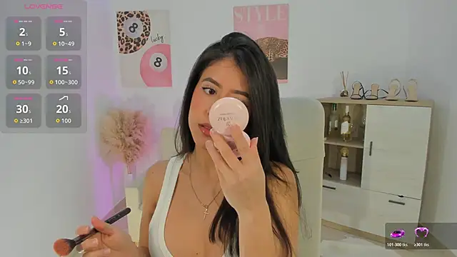 Sussan Monroe online show from 04/08/26, 09:42