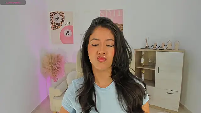 Sussan Monroe online show from 04/22/26, 08:21