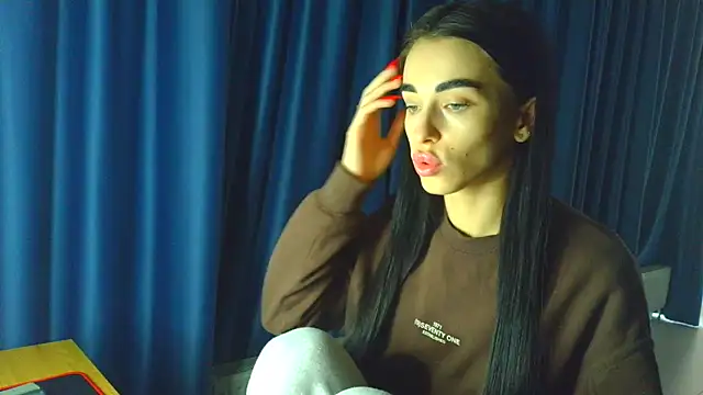 Vlada Elfie online show from 02/15/26, 12:36