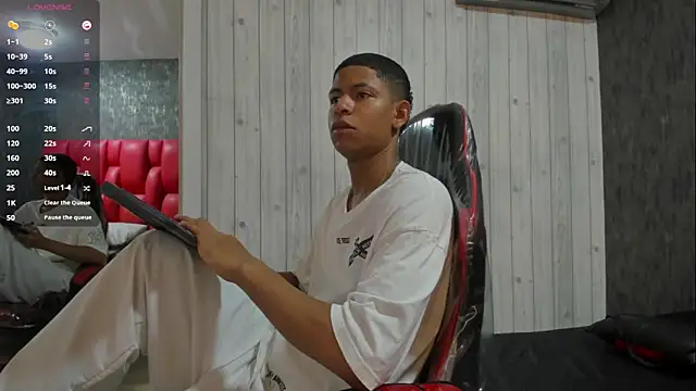  erick j online show from 04/21/26, 08:12