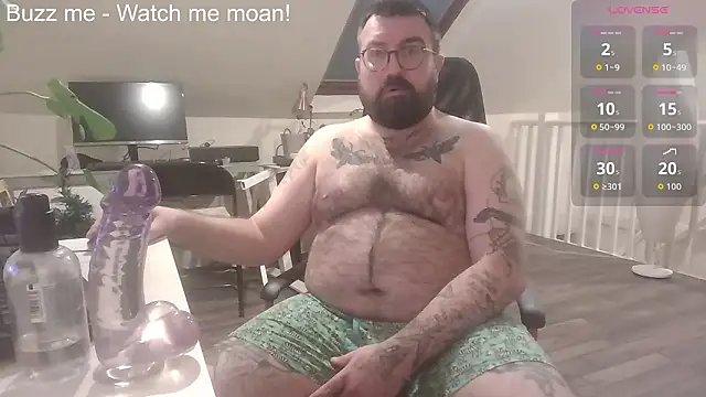 Snapshot of chriscubxxx chatting on 01/16/26, 09:41 chriscubxxx online show from 01/16/26, 09:41