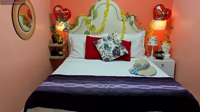 Dalila Najjar  online show from 04/11/26, 02:32