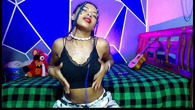 Little Darkness Dancer online show from 01/05/26, 11:30