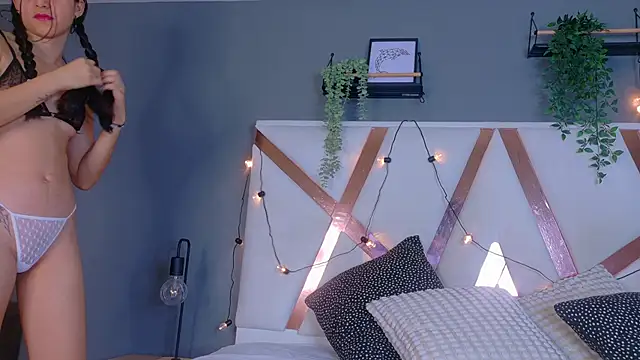 AmberStonne   online show from 02/25/26, 03:05