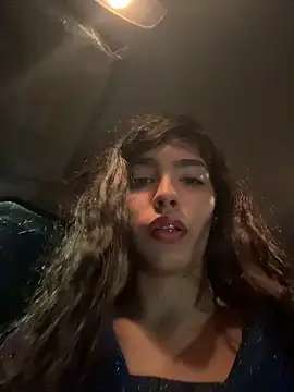 Snapshot of dani_bela chatting on 05/15/26, 10:50 dani bela online show from 05/15/26, 10:50