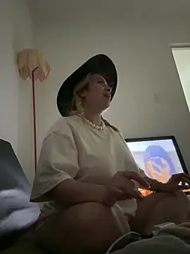 Lililuxx online show from 03/29/26, 02:33