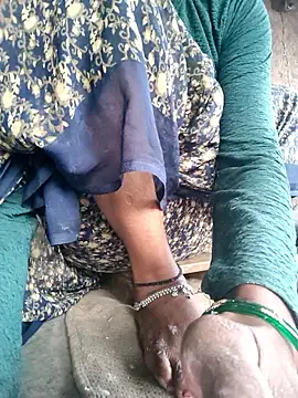 Queen chayna online show from 02/05/26, 01:32