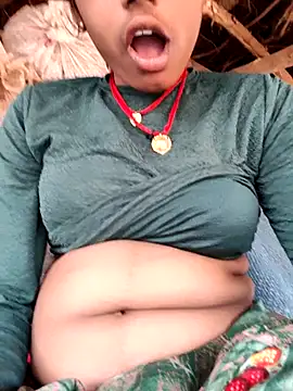 Queen chayna online show from 03/21/26, 10:42