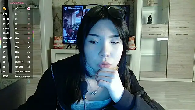 AprilOnilll online show from 02/21/26, 01:45