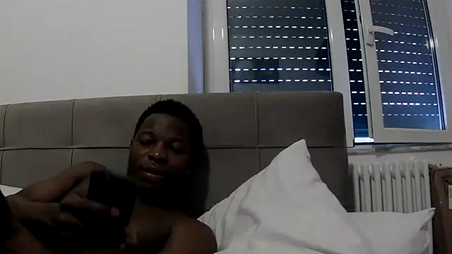 Snapshot of Bigchocco chatting on 05/12/26, 05:59 Bigchocco online show from 05/12/26, 05:59