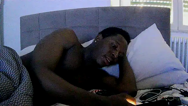Snapshot of Bigchocco chatting on 05/14/26, 06:42 Bigchocco online show from 05/14/26, 06:42