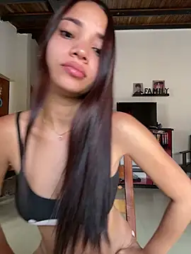 Snapshot of alice__cat chatting on 02/04/26, 02:01 alice cat online show from 02/04/26, 02:01