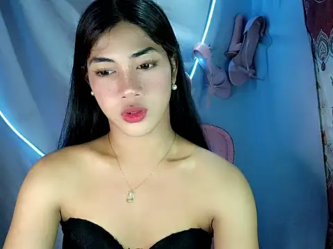 Margalona  online show from 03/24/26, 07:41