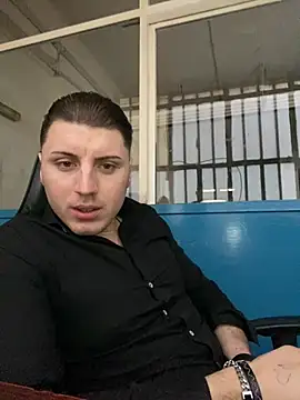 Snapshot of allee2206 chatting on 03/01/26, 06:15 allee2206 online show from 03/01/26, 06:15