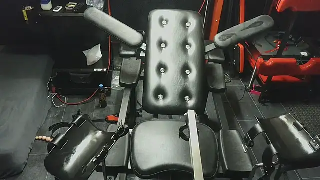 ashleyandtommy1 online show from 01/11/26, 08:36