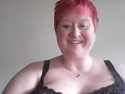 Snapshot of BustyRedxx chatting on 04/28/26, 11:26 BustyRedxx online show from 04/28/26, 11:26