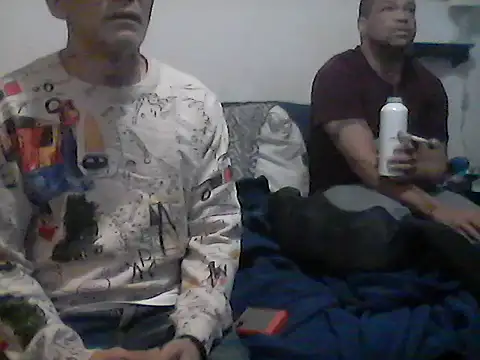 Snapshot of Silencio26 chatting on 02/17/26, 11:11 Silencio26 online show from 02/17/26, 11:11