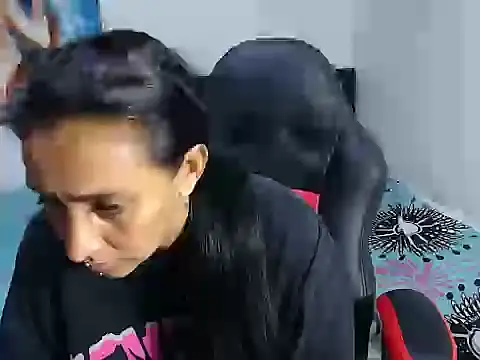 Snapshot of dulce_candy98 chatting on 03/03/26, 12:06 dulce candy98 online show from 03/03/26, 12:06