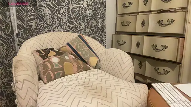 Snapshot of wolverinedream chatting on 02/02/26, 08:35 wolverinedream online show from 02/02/26, 08:35