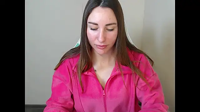 Snapshot of cammila_horn chatting on 03/02/26, 06:25 cammila horn online show from 03/02/26, 06:25