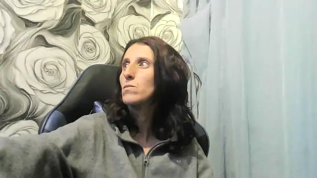 Snapshot of _wolfxsnowy_ chatting on 06/03/26, 08:47 wolfxsnowy online show from 06/03/26, 08:47