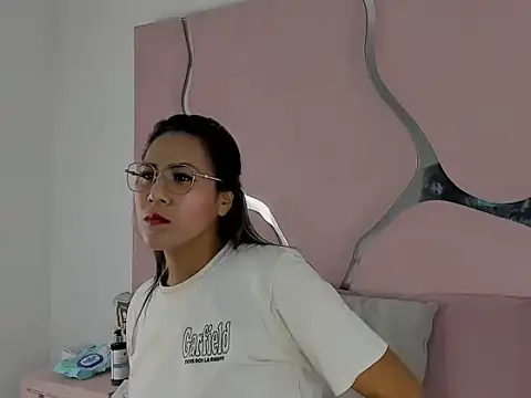 sharithasm online show from 04/07/26, 09:15