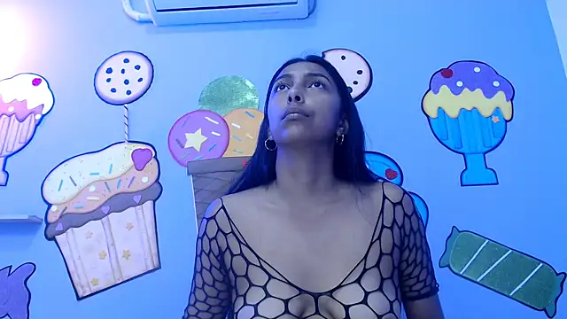 skinnysexzara18 online show from 03/02/26, 05:19