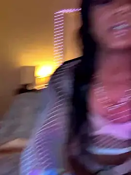 xouniq online show from 01/10/26, 11:53