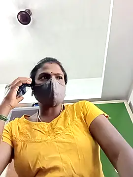 Snapshot of Tamil_Maha69 chatting on 02/20/26, 02:52 Tamil Maha69 online show from 02/20/26, 02:52