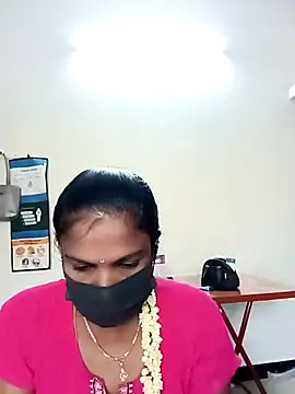 Snapshot of Tamil_Maha69 chatting on 02/26/26, 03:05 Tamil Maha69 online show from 02/26/26, 03:05