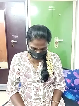 Snapshot of Tamil_Maha69 chatting on 02/26/26, 03:44 Tamil Maha69 online show from 02/26/26, 03:44