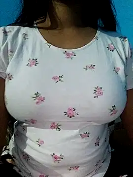 Snapshot of hot_ashiya chatting on 02/17/26, 06:10 hot ashiya online show from 02/17/26, 06:10