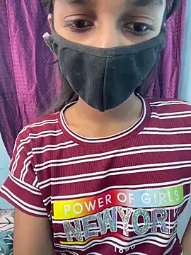 HotxAnamika online show from 02/10/26, 09:57