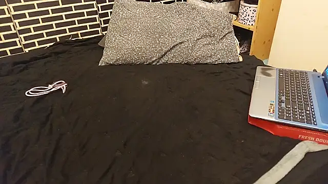 Spatgirl online show from 02/12/26, 11:22