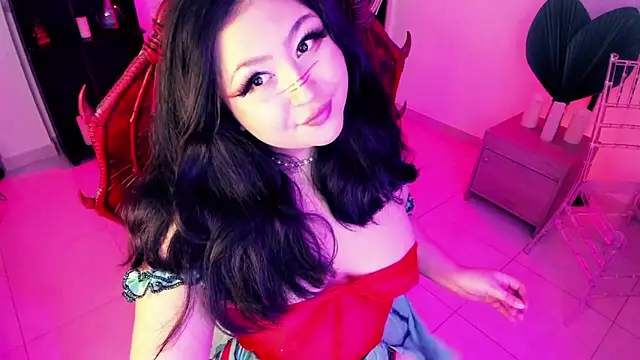 Sweet lenna online show from 04/18/26, 10:43