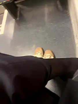 Snapshot of leshowcho chatting on 01/05/26, 07:06 leshowcho online show from 01/05/26, 07:06