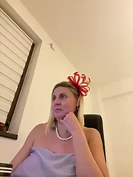 Snapshot of Amelia9798 chatting on 01/09/26, 07:15 Amelia9798 online show from 01/09/26, 07:15