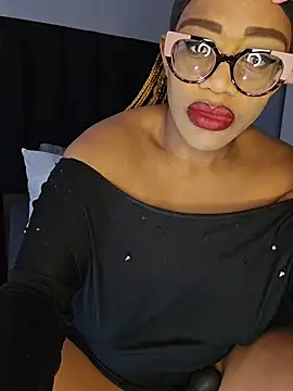 Sultrydiva1 online show from 02/01/26, 06:12