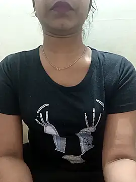 Snapshot of Deewana_ki-deewangi-_- chatting on 02/11/26, 12:43 Deewana ki-deewangi- - online show from 02/11/26, 12:43