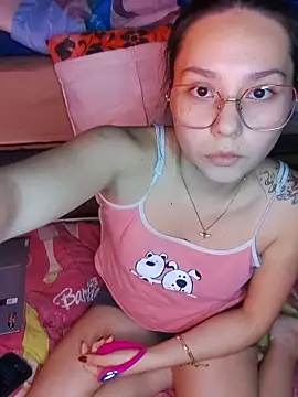 Snapshot of Sexyhanna14 chatting on 05/28/26, 02:20 Sexyhanna14 online show from 05/28/26, 02:20