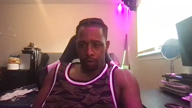 Snapshot of Hollywoodsexx chatting on 07/16/26, 05:19 Hollywoodsexx online show from 07/16/26, 05:19